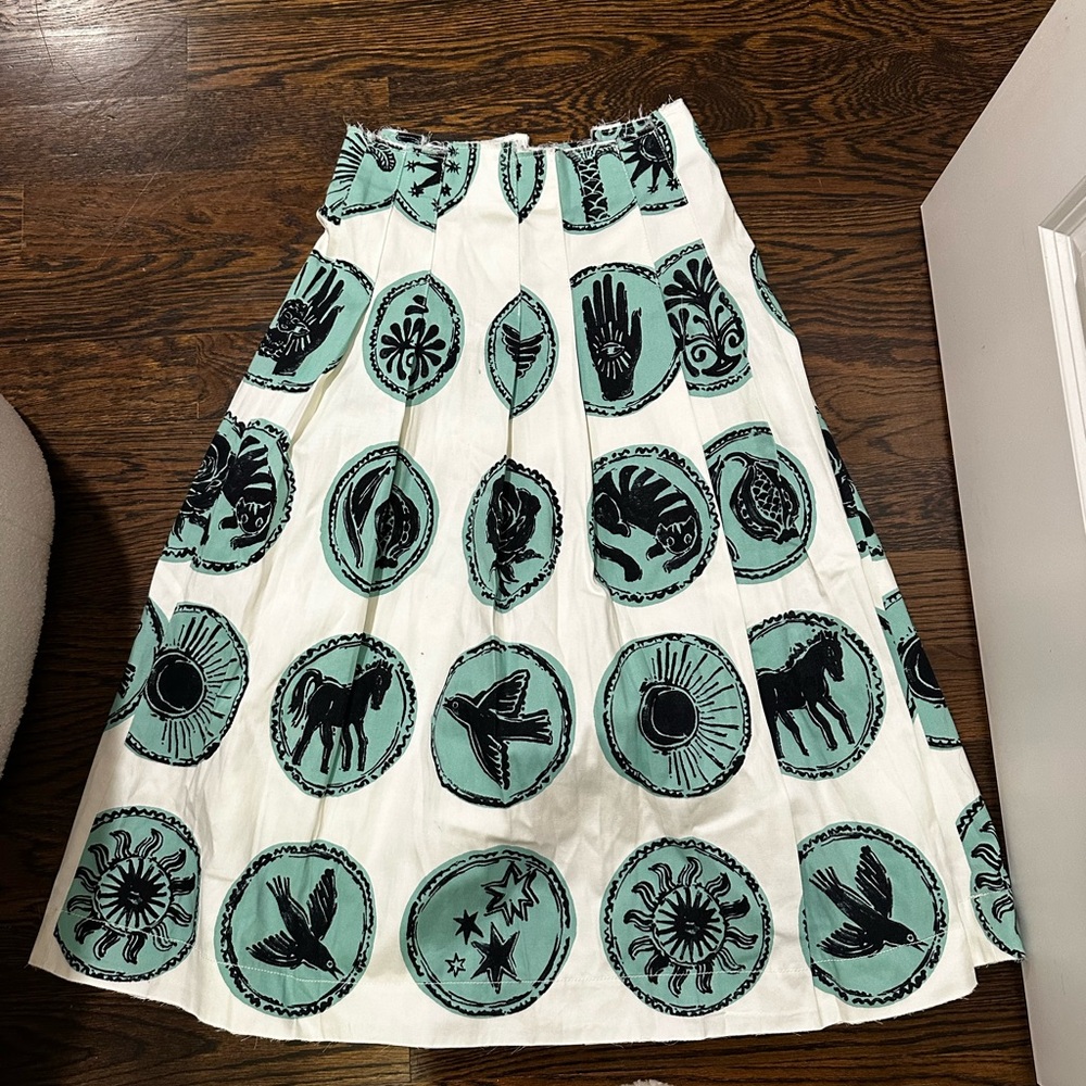 Zara Pleated Patterned White, Teal and Black Medallion Cotton Skirt